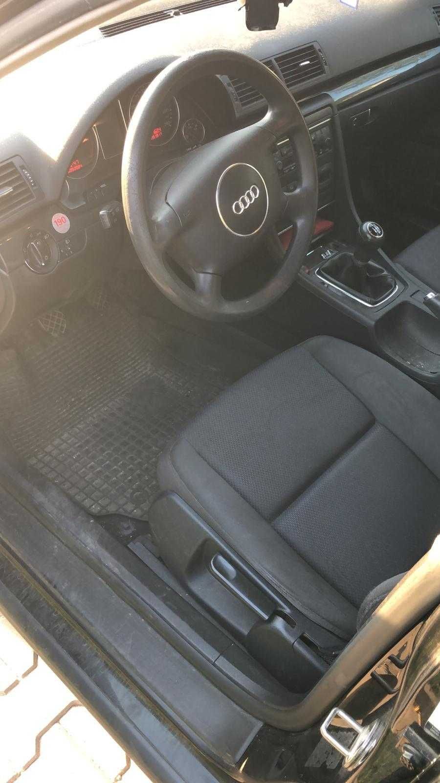Audi A4 2.0 2001 r