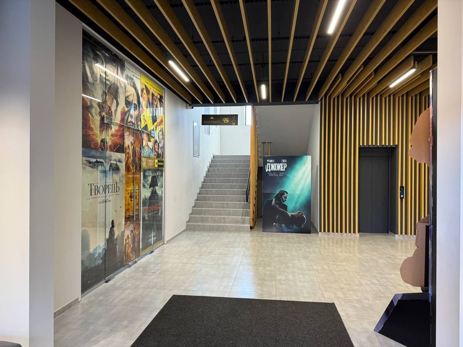 Оренда приміщення в Кінотеатрі під ресторан, кафе, фастфуд.