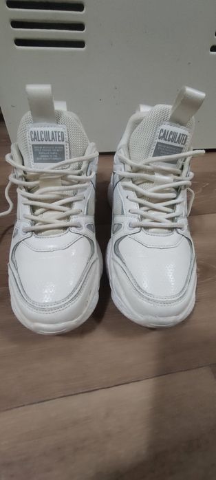 Кросівки жіночі демісезонні Baas 38 р 24, 5 см