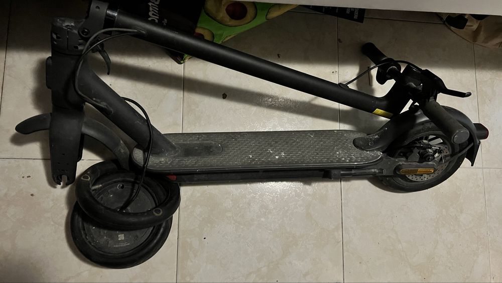 Trotinete Xiaomi Essential