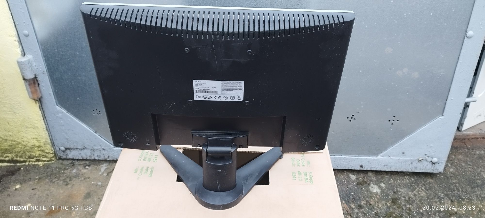 Sprzedam monitor Fujitsu Siemens 19 cali