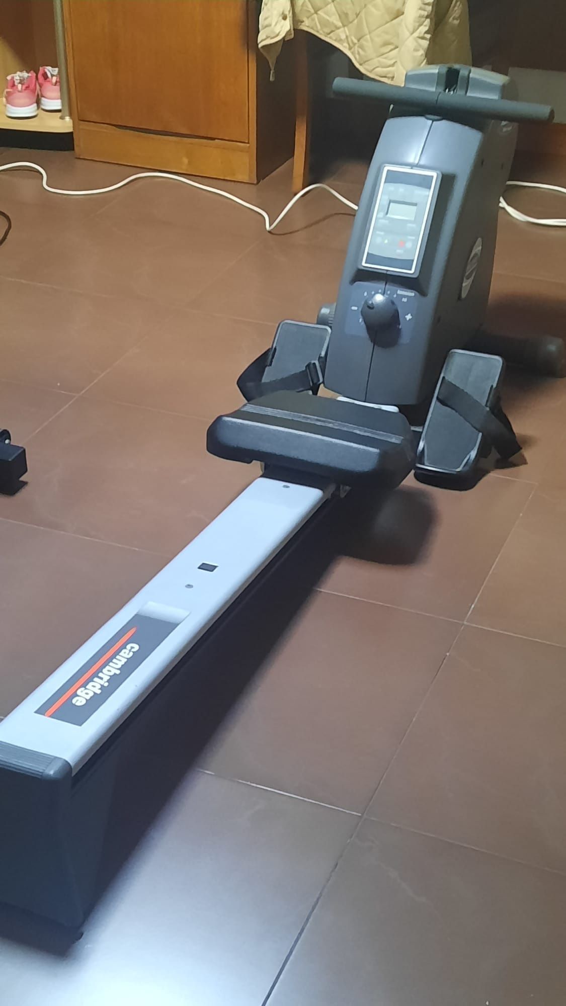 Máquina de remo .em bom estado
