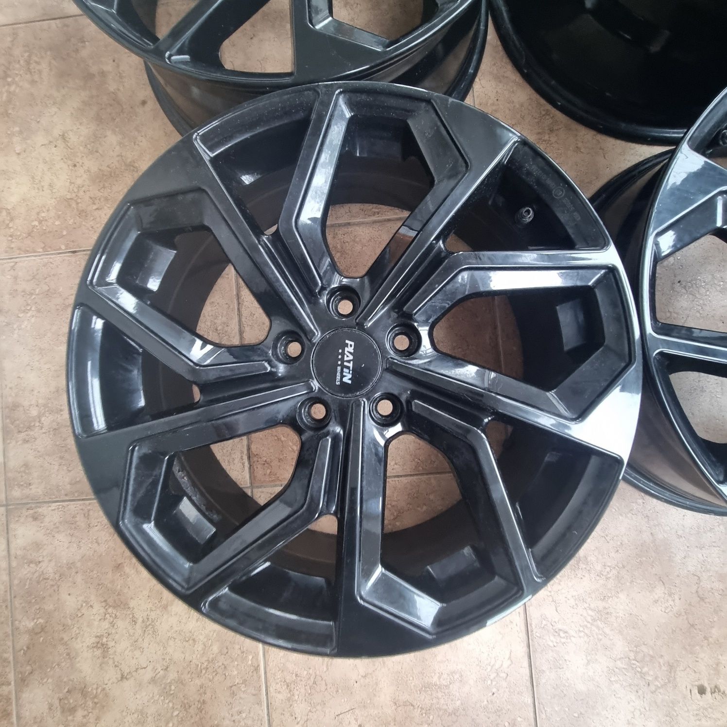 Диски Platin R18 5x112 7j ET45 ЦО57.1,VW, Seat, Skoda, Audi.
