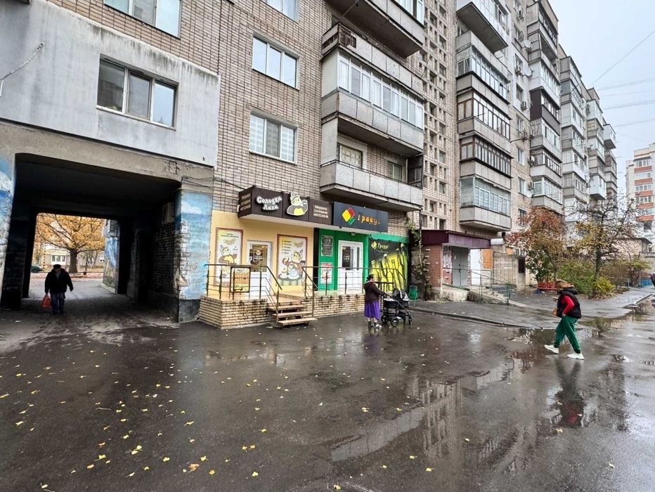 Корабельный р-н аренда помещения Корабелов 12 ,13м 5000грн