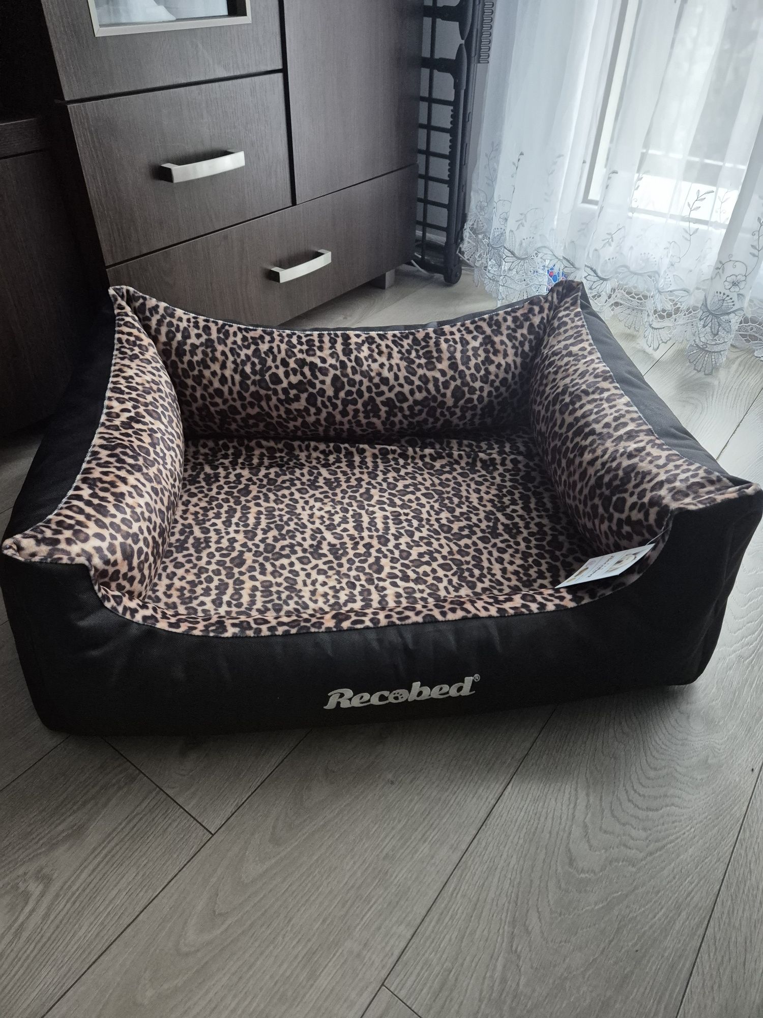 Kanapa Gepard dla psa legowisko M: 80 x 65 x 21 cm