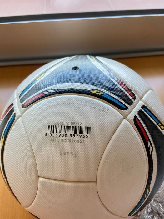 Bola Oficial Original Adidas Tango 12 Europeu 2012 Polónia-Ucrânia