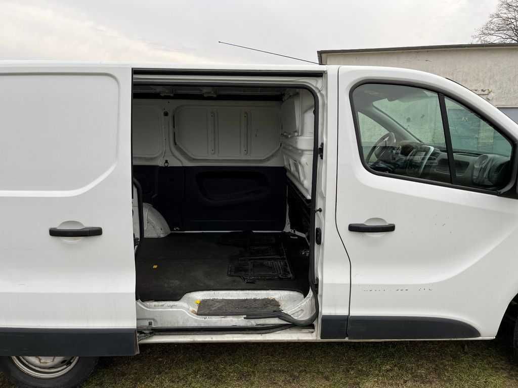 Renault TRAFIC Бампер передний задний  РАЗБОРКА шрот