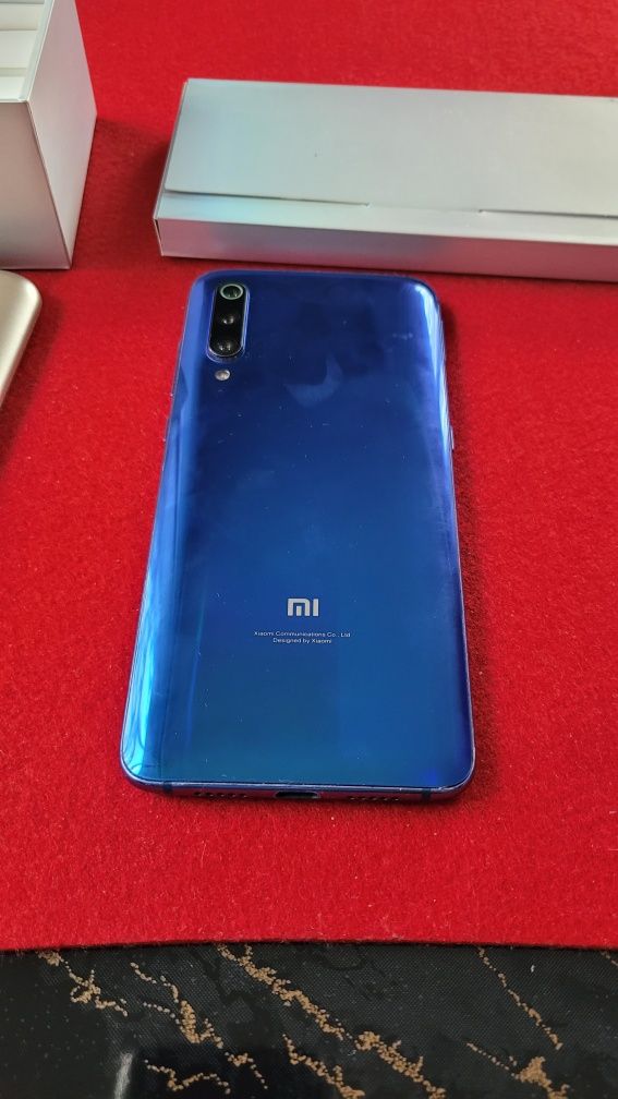 Xiaomi mi 9 6/64gb NOWA BATERIA!