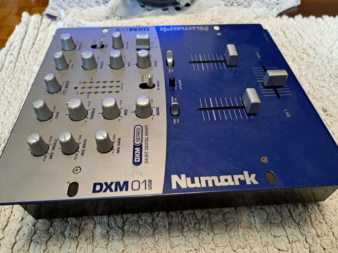 Niumark DXM 01USB mikser d.j.