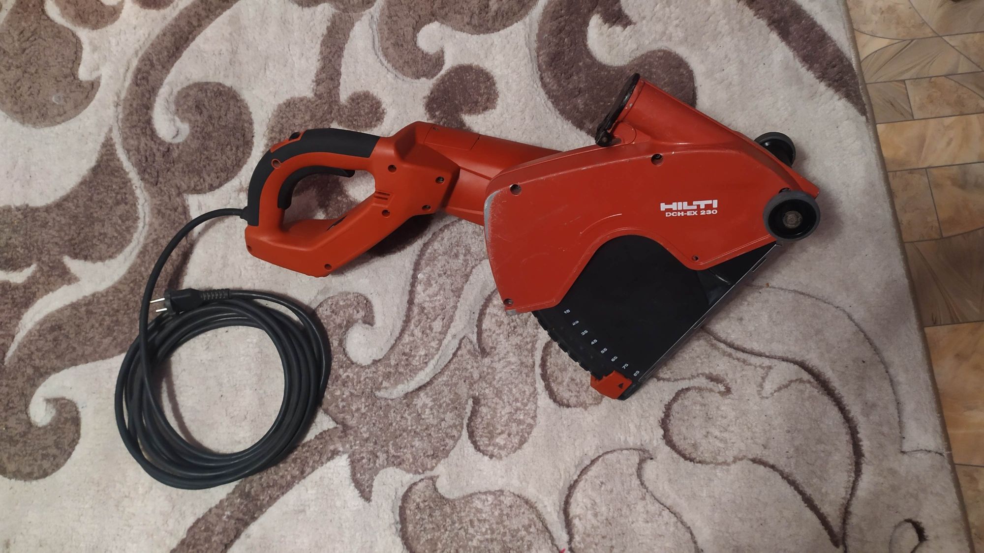 Hilti dch 230 єлектроріз різак хілті