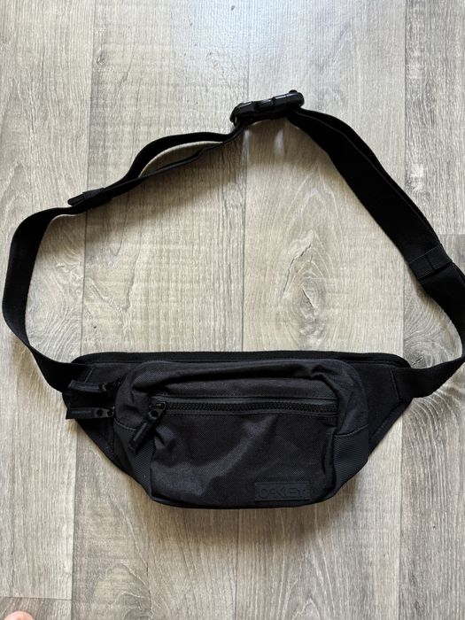 Сумка-бананка Oakley оригінал