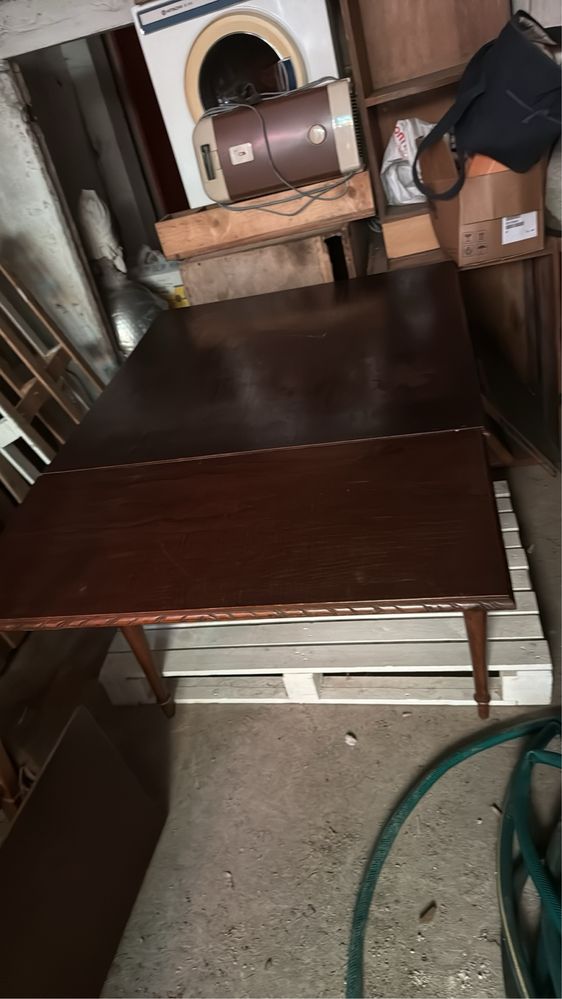 Mesa extensível 4 cadeiras 2 poltronas
