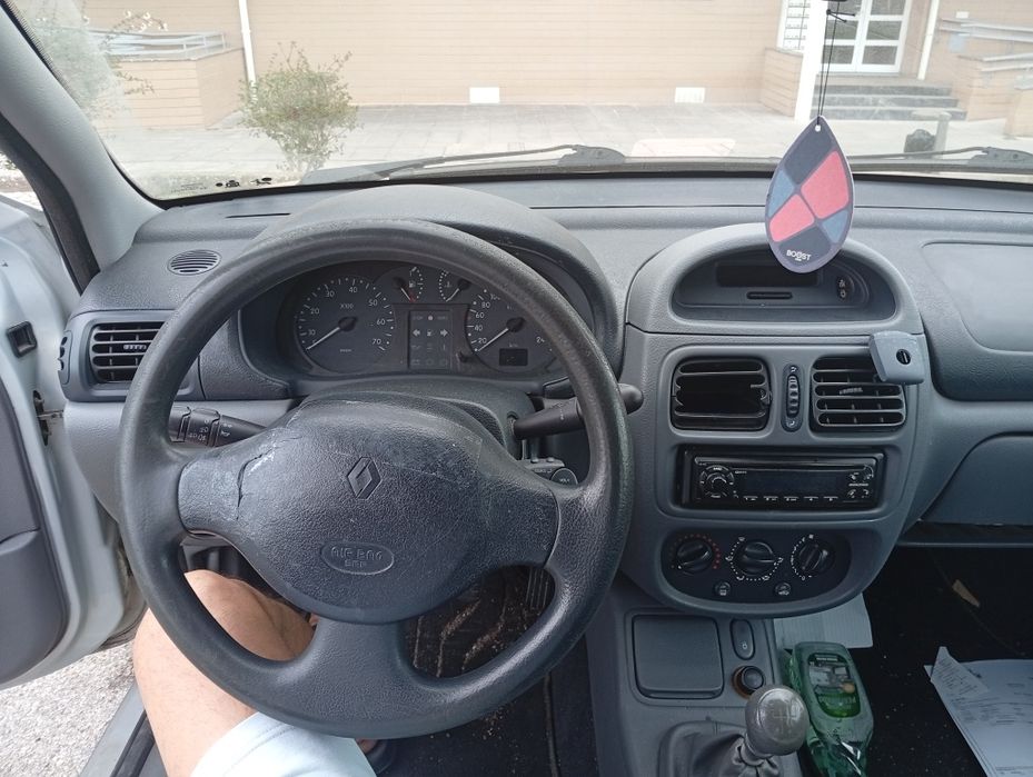 Renault Clio 1999, 1.2 gasolinal