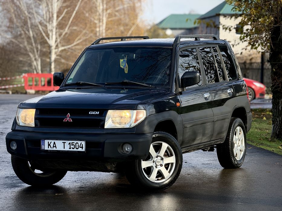 Mitsubishi Pajero pinin 2005 в идеальном состоянии.
