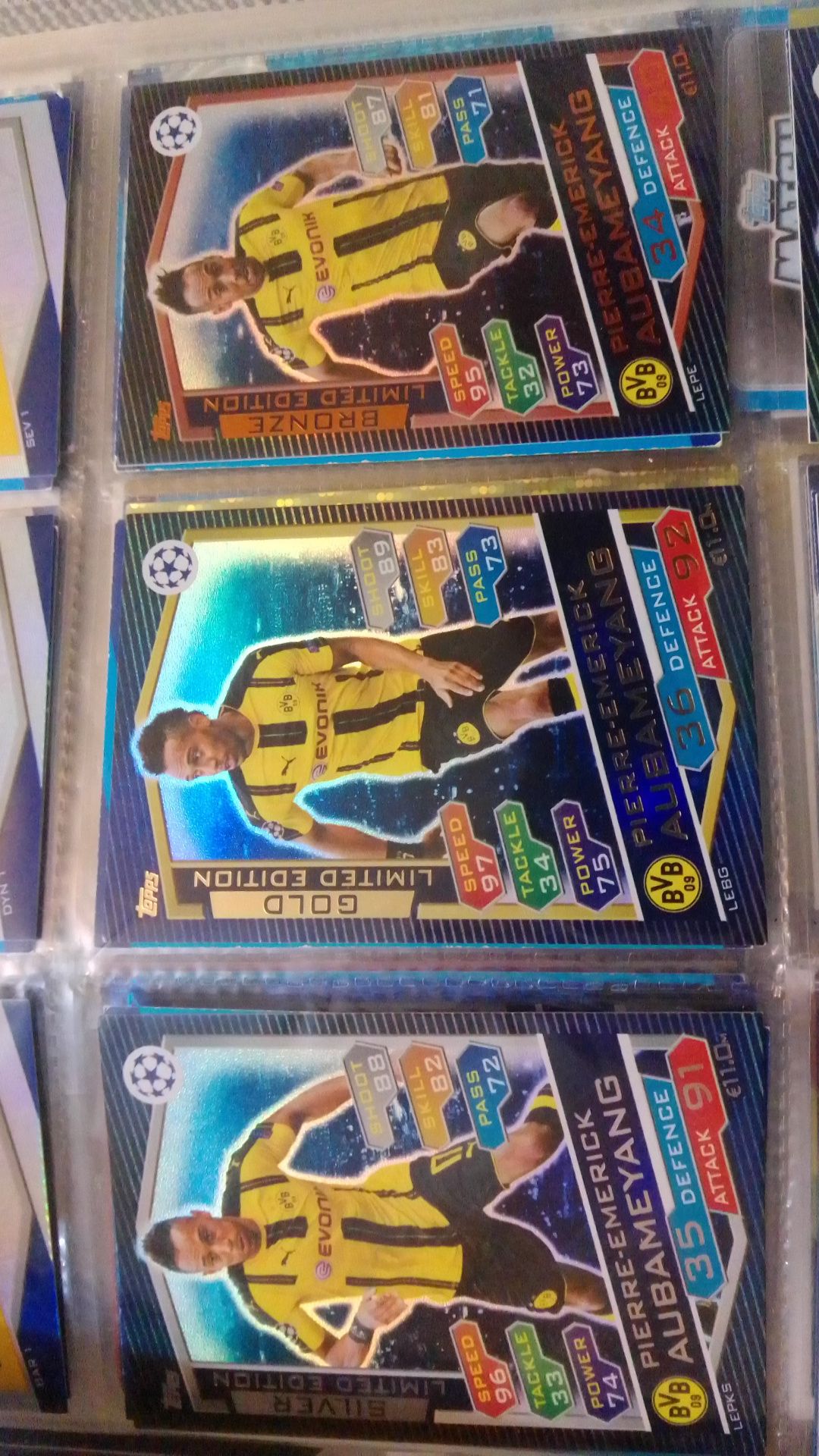 Karty limited edition gold Aubameyang match attax 2016/17 Topps