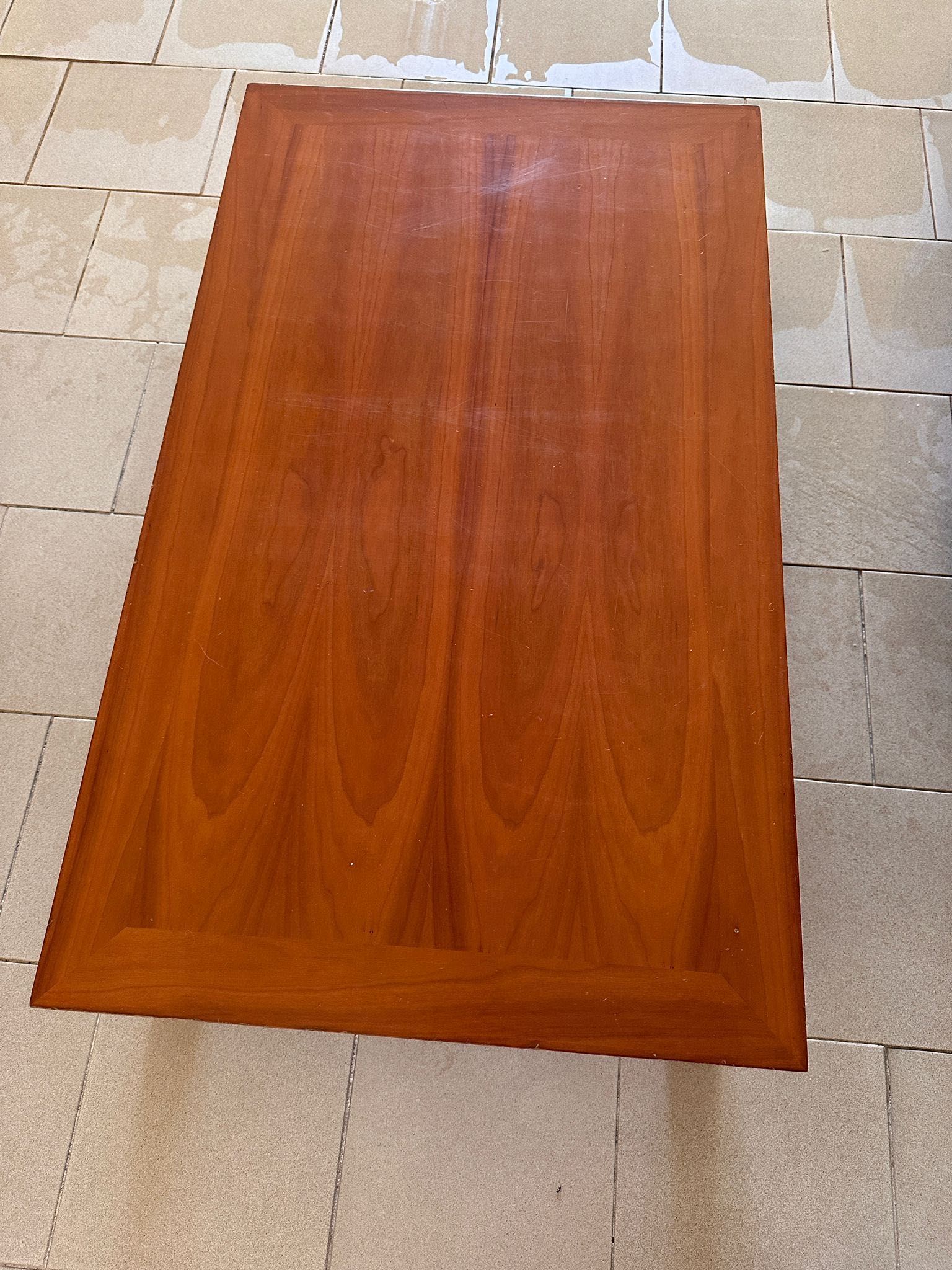 Mesa de centro de madeira para sala de estar