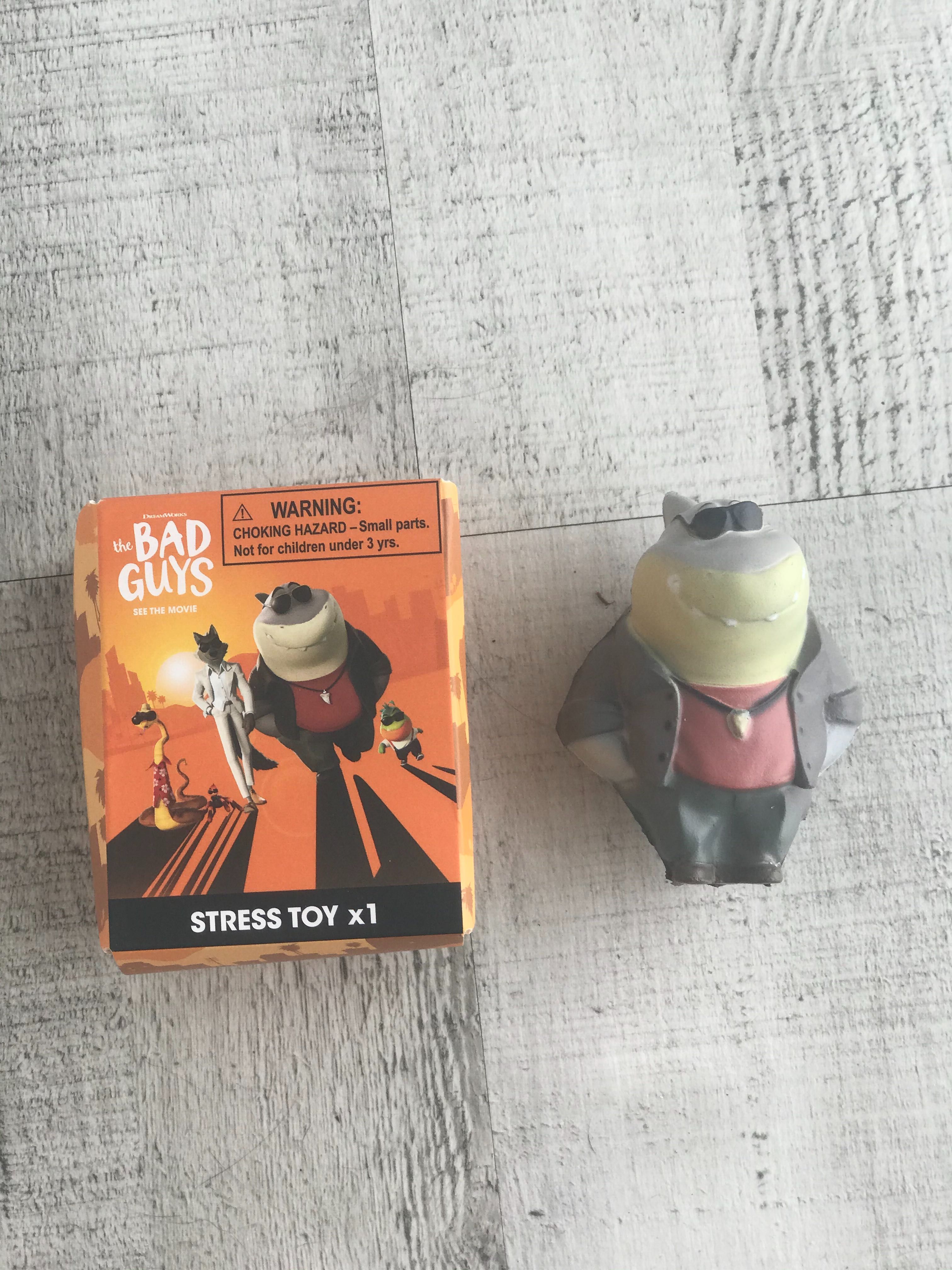 Brinquedo anti stress e porta-chaves do filme “Os Mauzões”