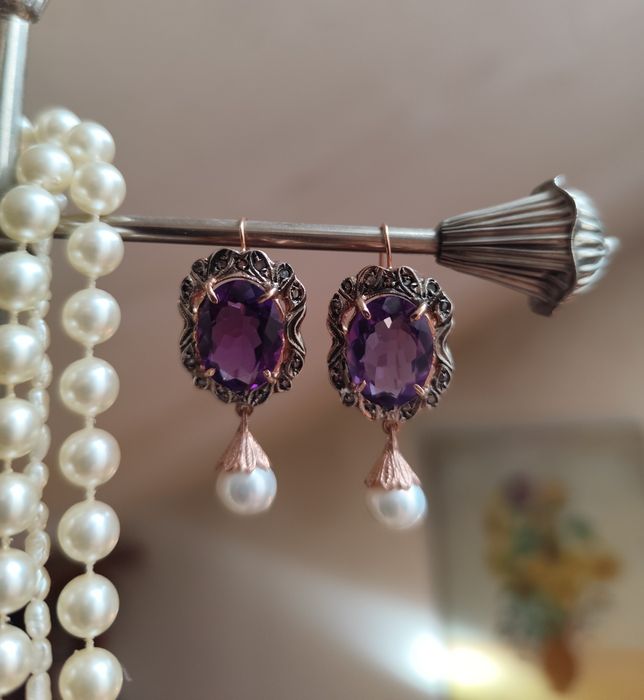 Brincos em ouro rosa 9 K e prata 925 com Ametista e Diamantes naturais