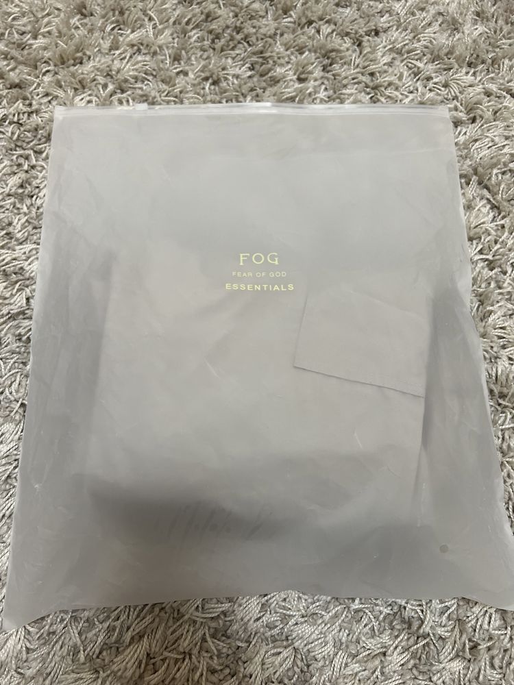 Fear of God essentials штани