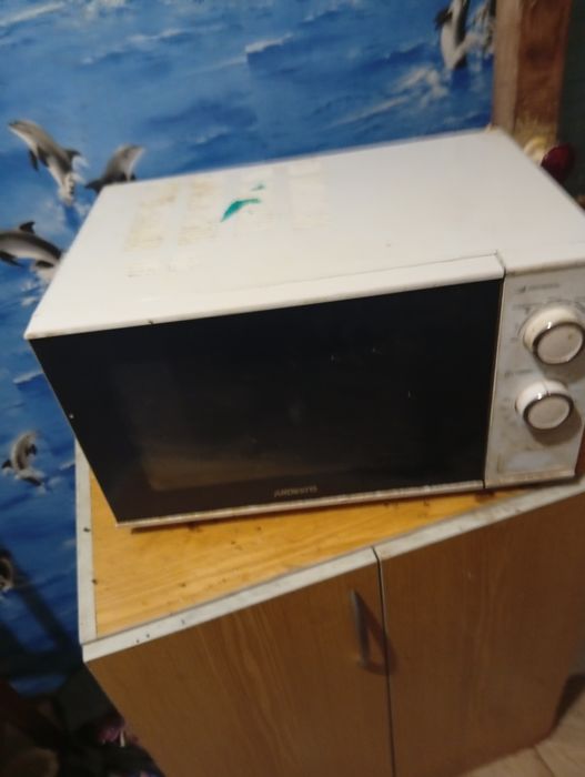 Продам микроволновку Ardesto