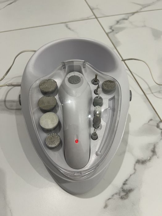 Манікюрно- педікюрна станція,набір.