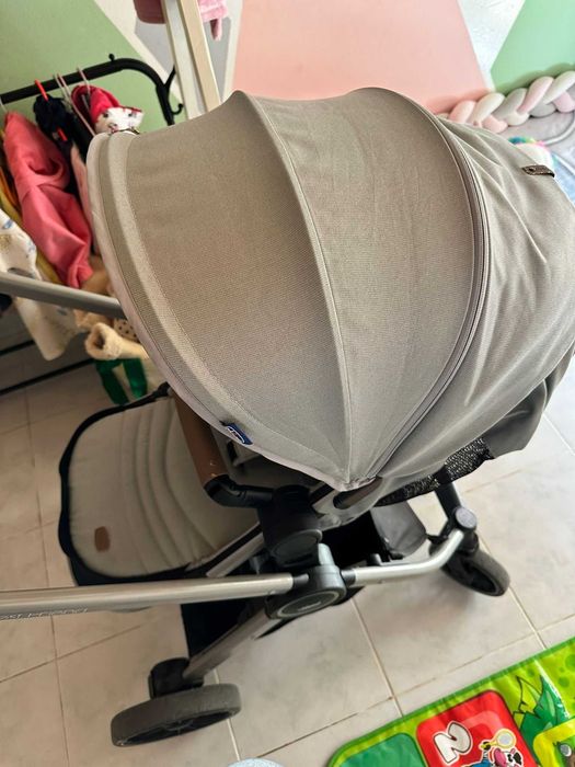 Carrinho Chicco best friend trio com alcofa e ovo