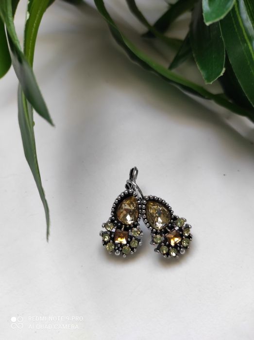 Brincos novos cada 4 euros