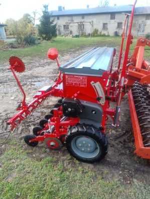 Agregat aktywny wirnikowy Famarol, siewnik Unia Poznaniak 500/3D