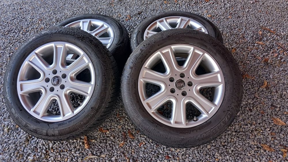 Koła komplet felg RH z oponami Zima SUV 235/60/R18 Nexen WinGuard
