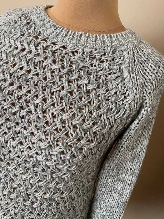 S m massimo dutti sweter pleciony splot warkocz szary srebrny dzianina
