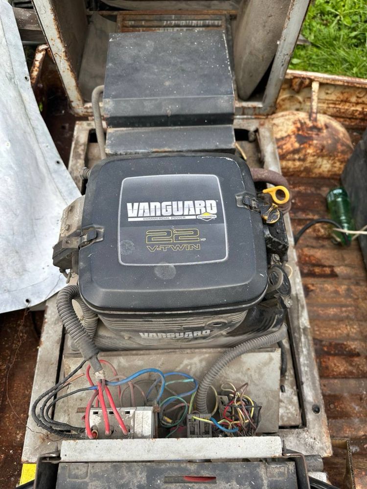 Генератор 13,5 кВт  Vanguard 3 фази