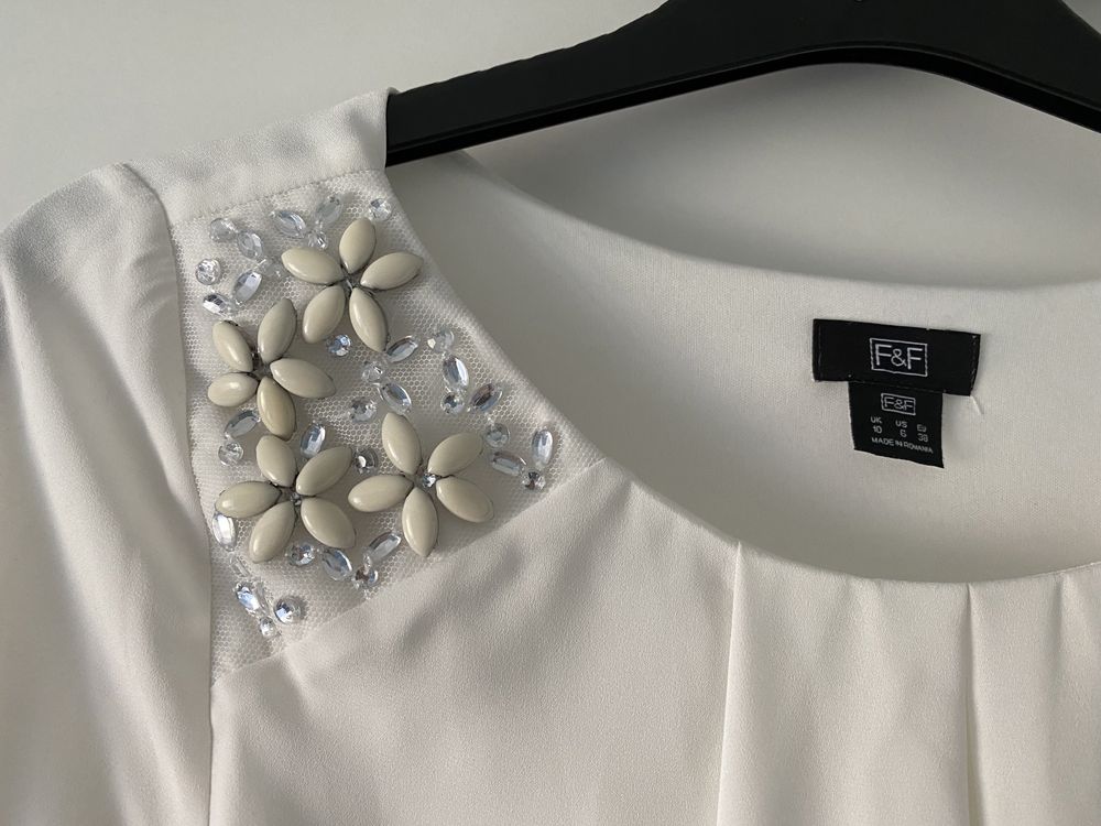 Elegancka biała bluzka z bufiastymi rękawami F&F tesco rozmiar 38 M