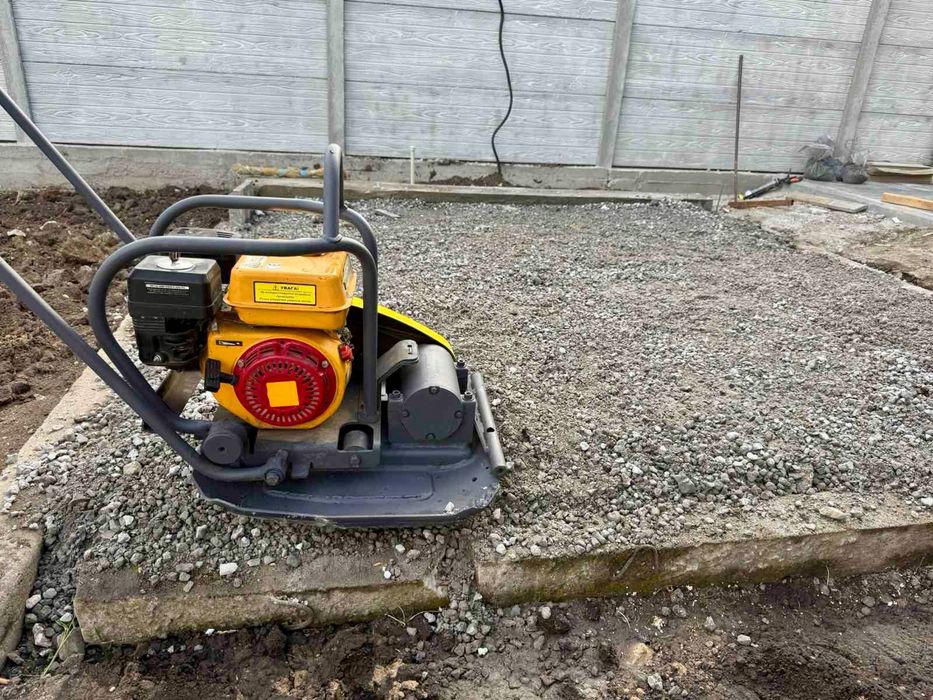 Оренда (аренда) та послуги міні катка.