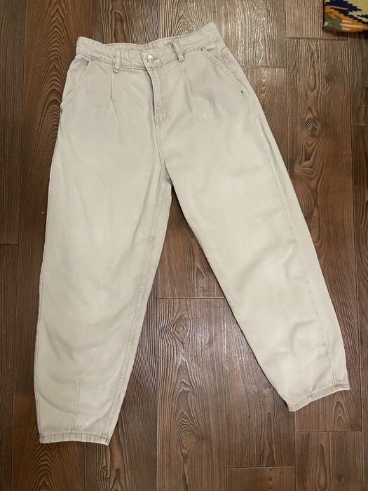 Бежеві джинси slouchy