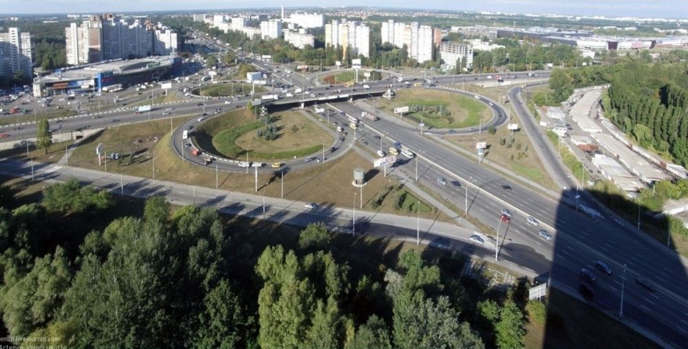 Продаж фасадної ділянки на кільцевій