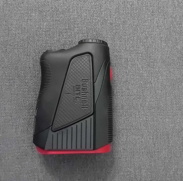 Golf - Rangefinders Bushell tour V5