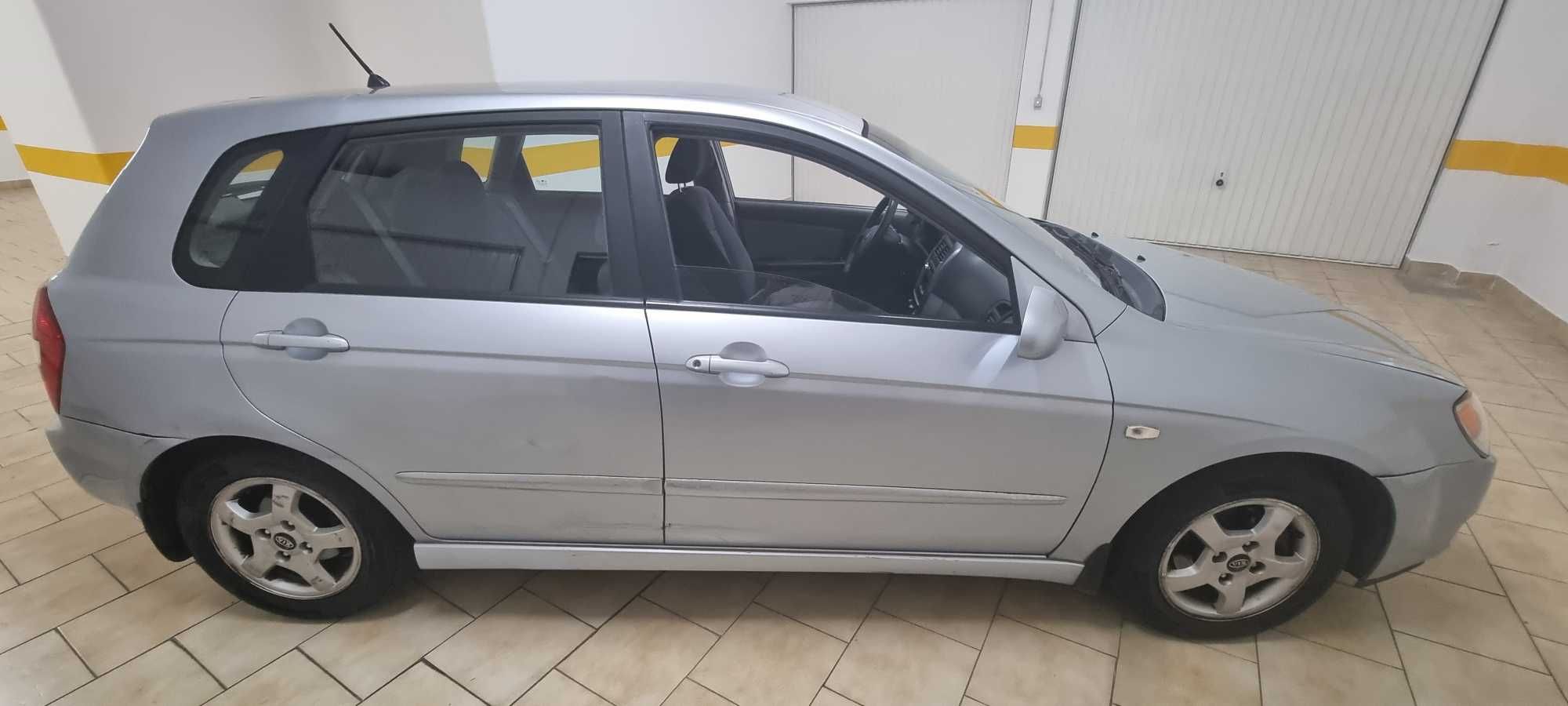 Kia Cerato 1.5 CRDi EX
