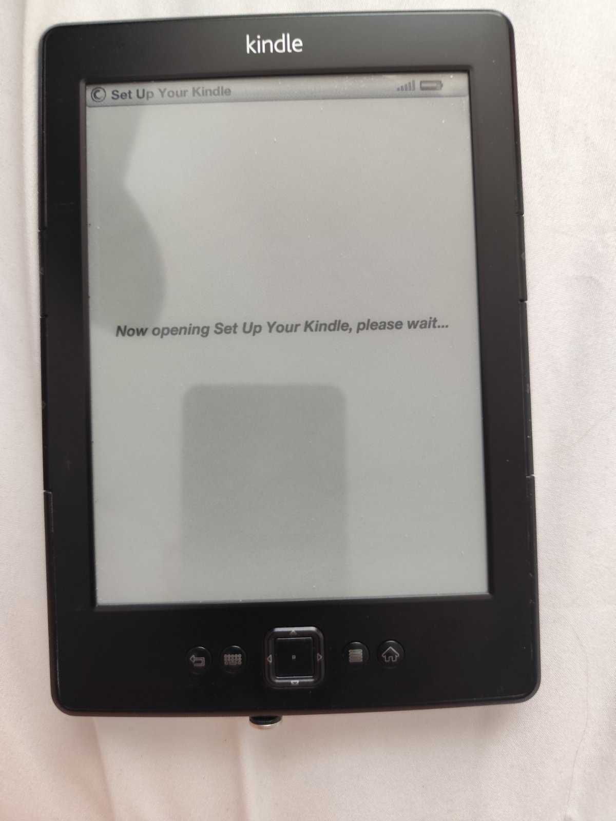 Електронна книга Amazon Kindle 5 gen D01100 non touch mobi PDF Чорний