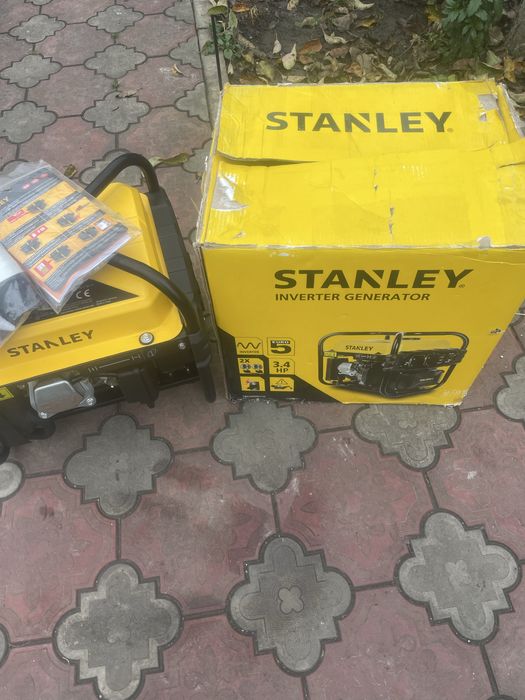 Бензиновий інверторний електрогенератор Stanley SIG 2000-1 (2 кВт)