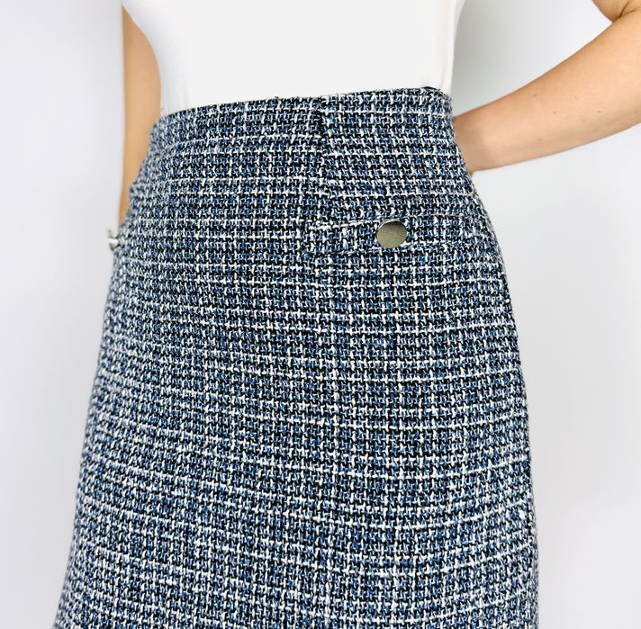 Spódnica mini z tkaniny boucle S 36