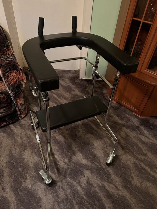 Wysoka podporka ambona inwalidzka