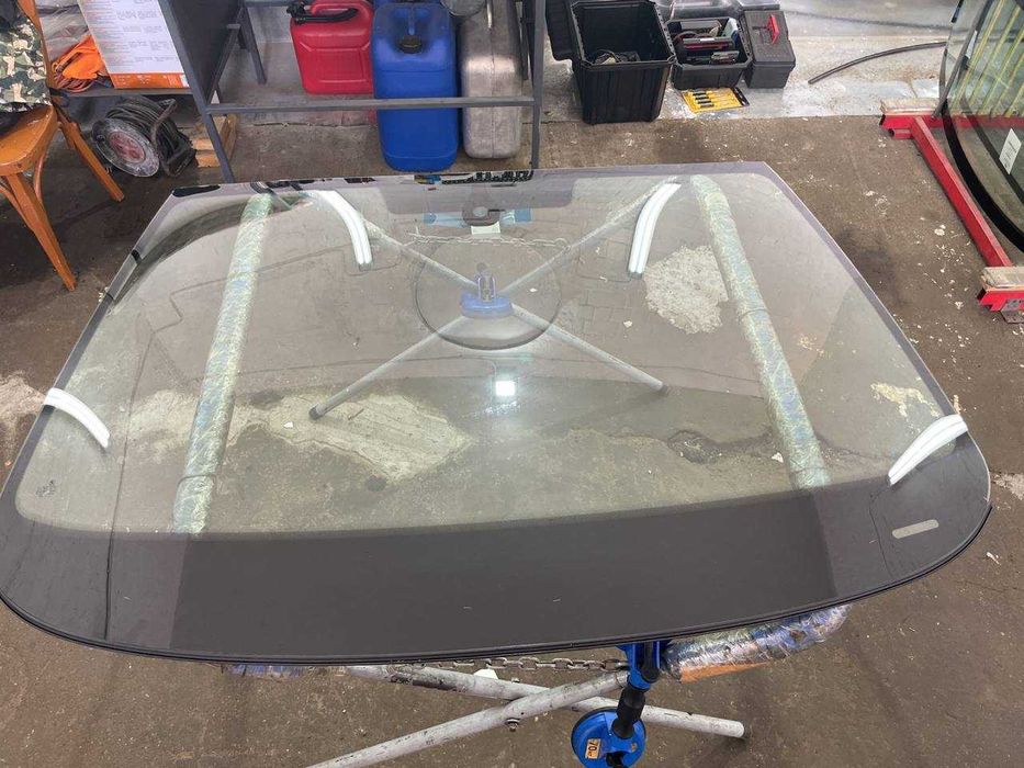 Лобовое стекло Skoda Octavia Tour  А5  А7  Октавия тур А5 А7 Установка