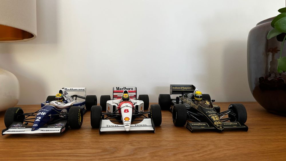 Coleção Ayrton Senna - 1/18 - 3 miniaturas