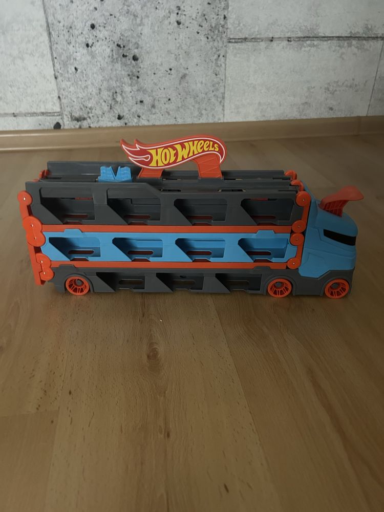 Auto tor Hot Wheels