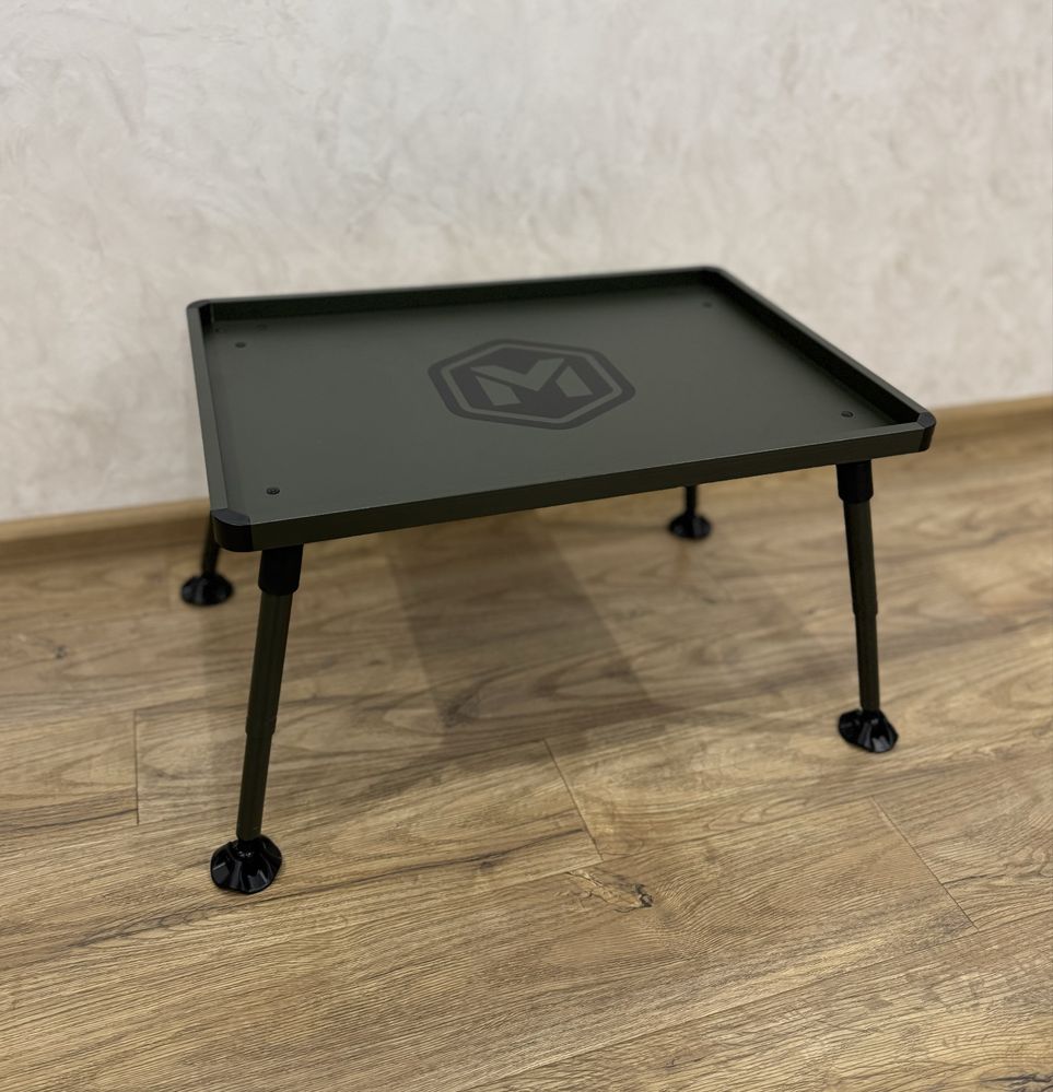 Столик монтажний риболовний туристичний Mivardi Bivvy Professional XL