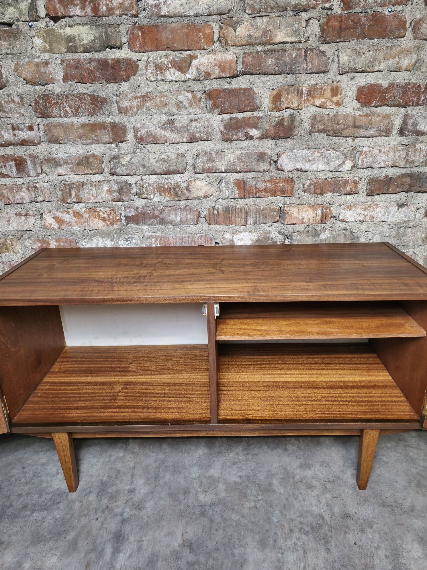 Komoda Violetta vintage prl po renowacji