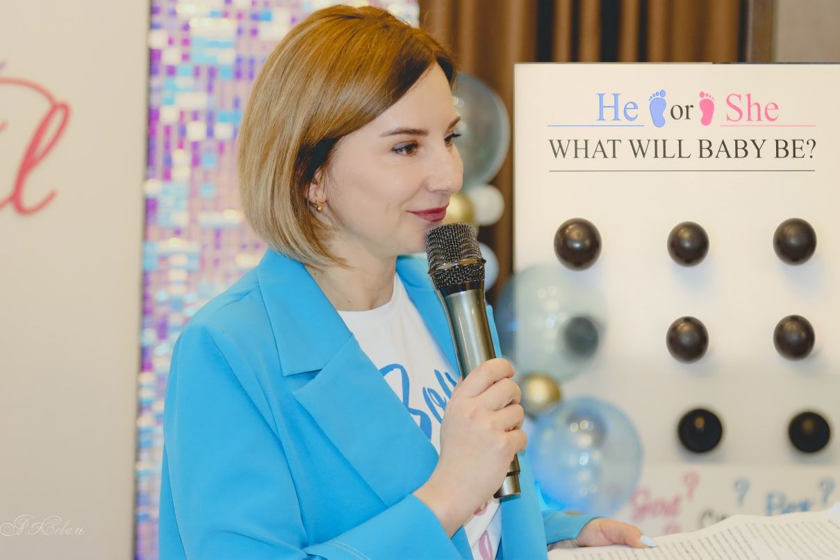 Ведущая Алёна Кисиль. Тамада. Ведуча весілля, рочок, ювілей, торт,dj