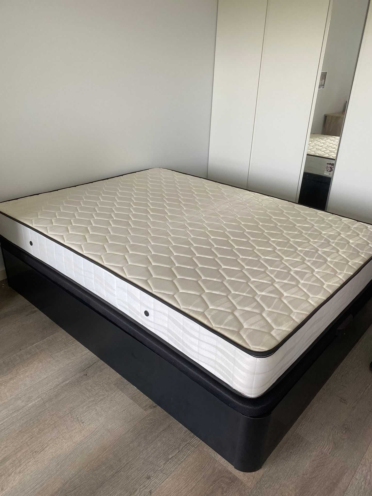 Cama de Casal 140x190 com Sommier e Colchão (Policolchoes)