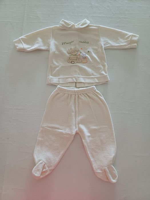 Lote de peças de roupa para bebé menina 1 mês