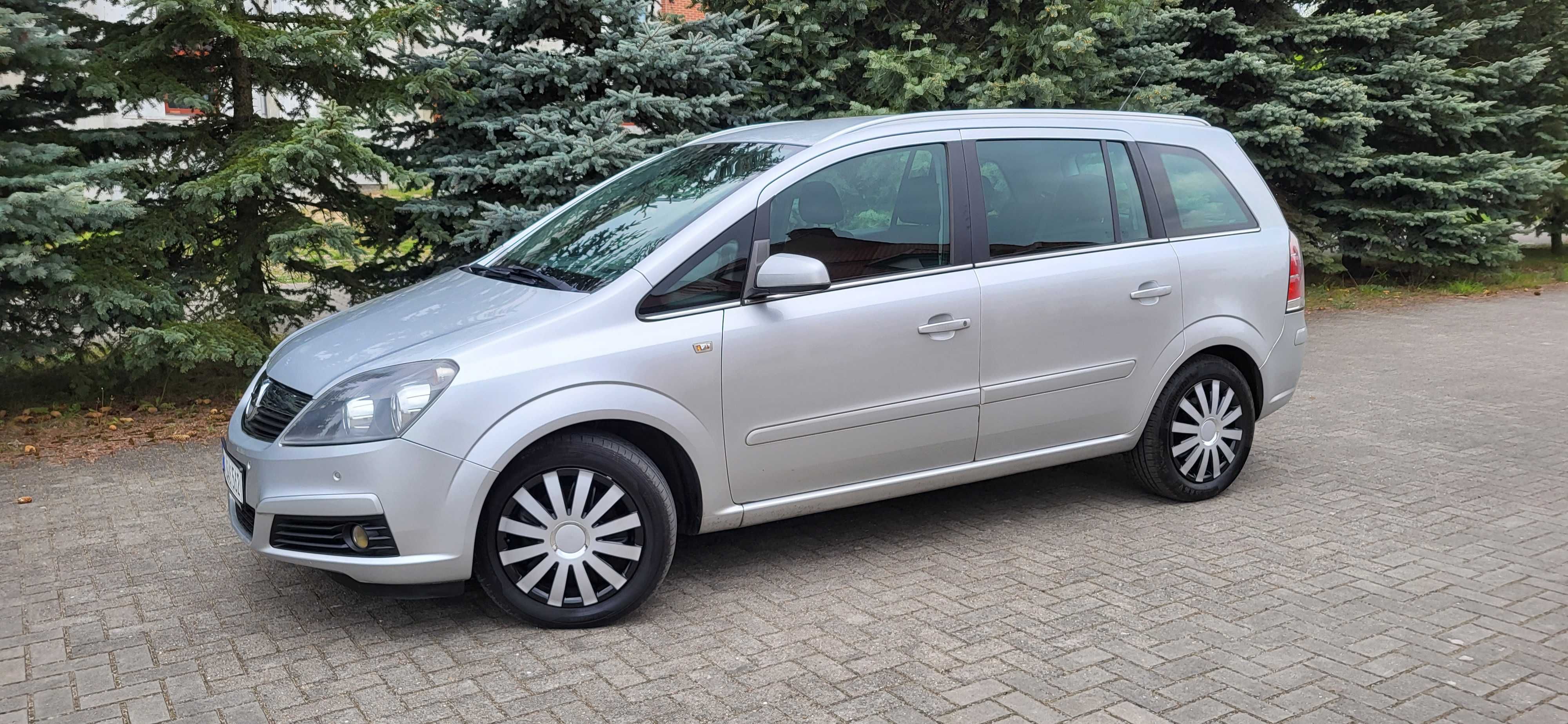 Opel Zafira 1.6 16v Navi 7foteli